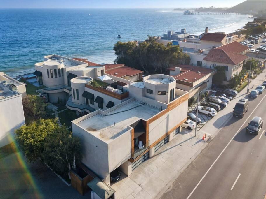 Malibu Sand Carbon Beach Suites Exterior foto