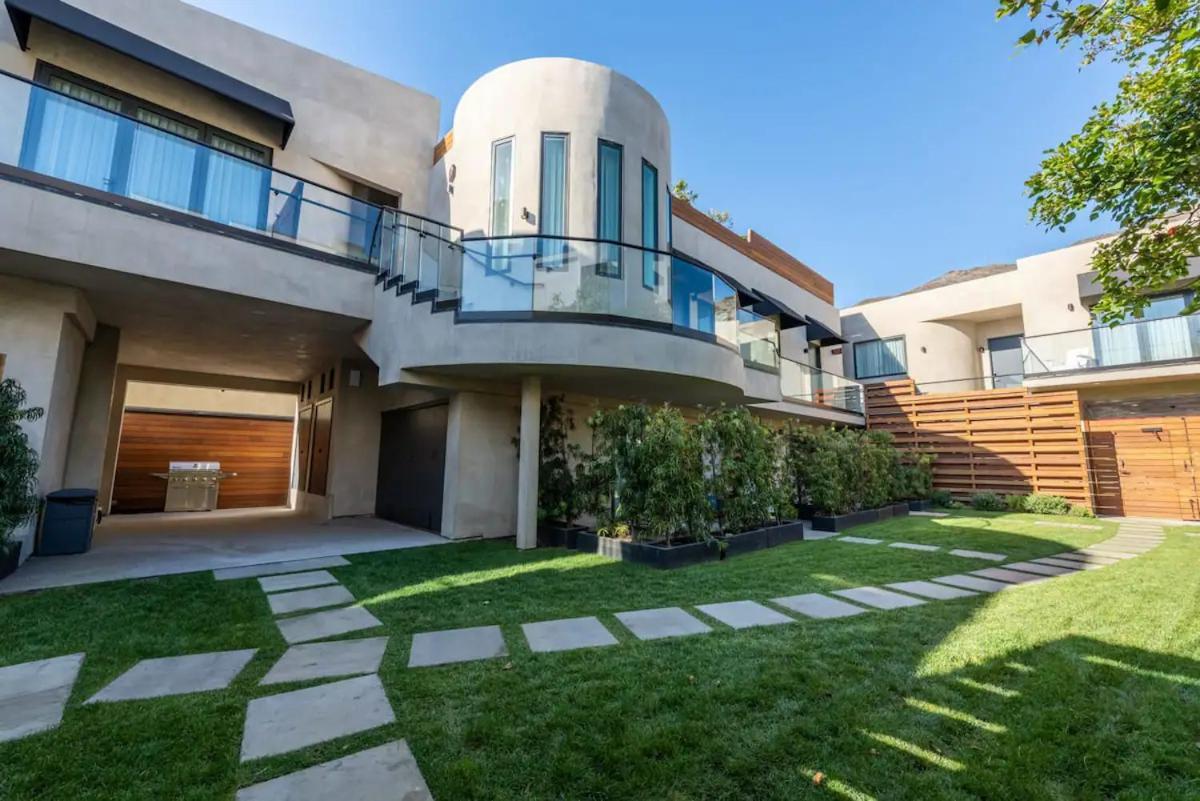 Malibu Sand Carbon Beach Suites Exterior foto
