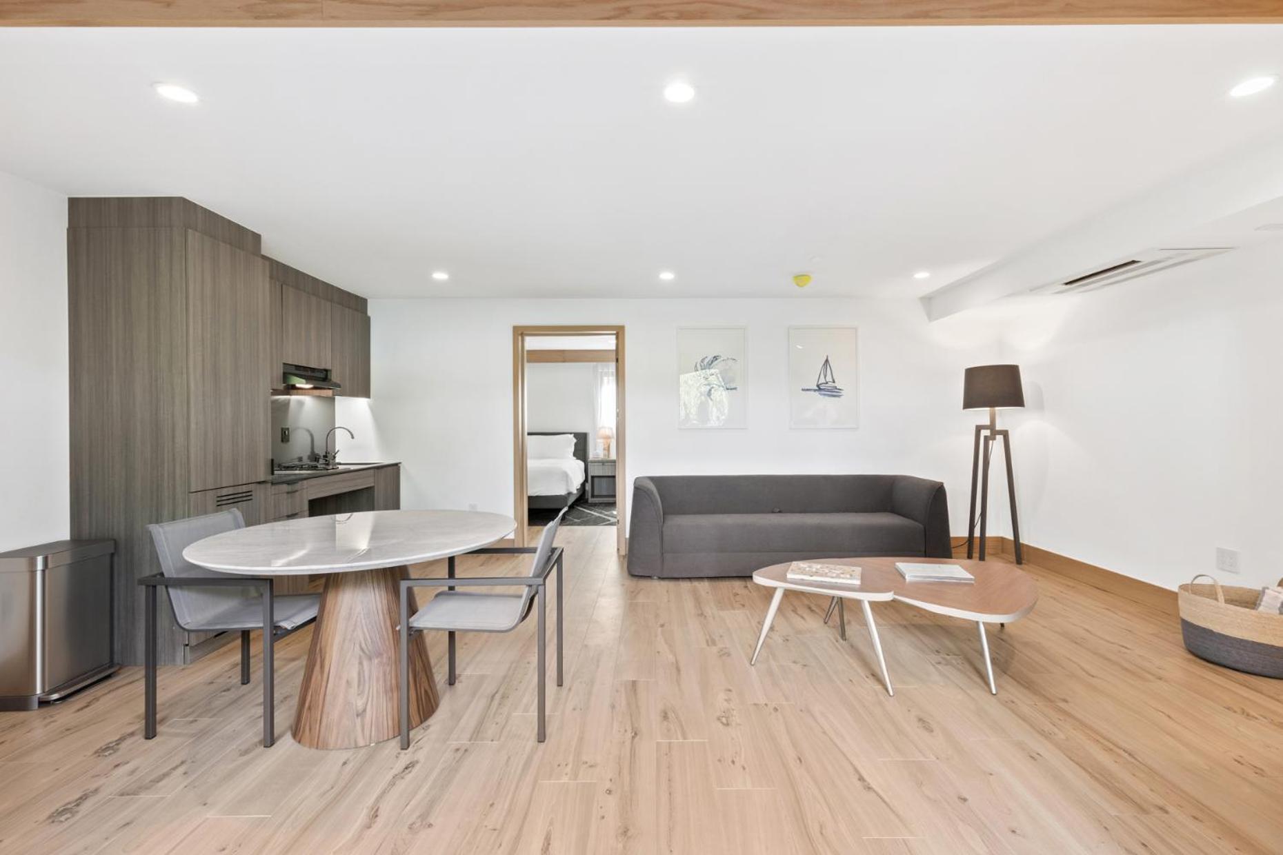 Malibu Sand Carbon Beach Suites Exterior foto