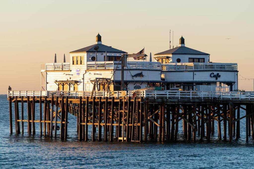 Malibu Sand Carbon Beach Suites Exterior foto